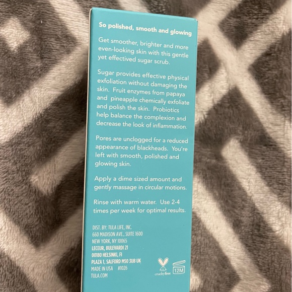 Tula so polished
exfoliating sugar scrub - Picture 4 of 11